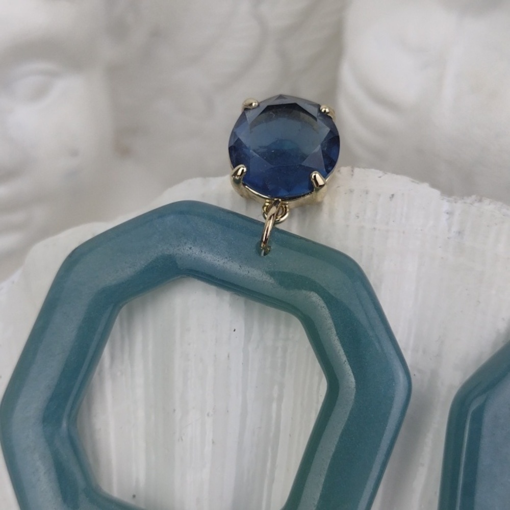 Teal Geometric Lucite Like Faceted Blue Gem Gorgeous Drop Earrings - Picture 3 of 8